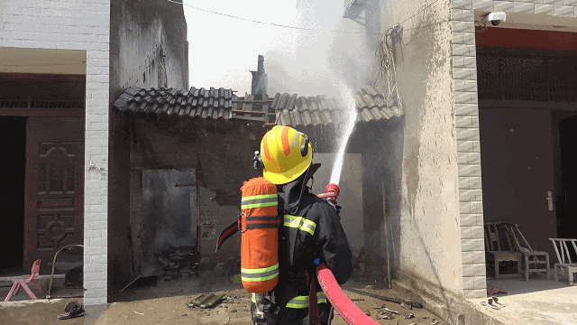 4.gif